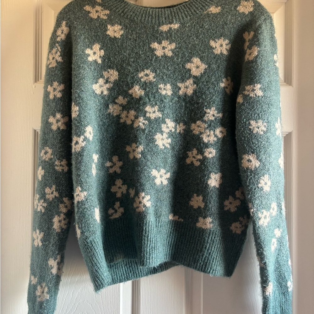 Mod Boutique: Elegant Floral Knit Sweater in Teal